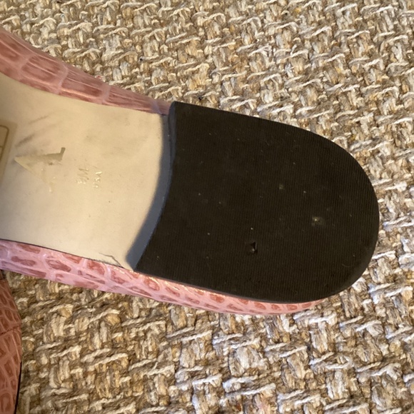 ANTHROPOLOGIE leather loafer shoe - Picture 4 of 8